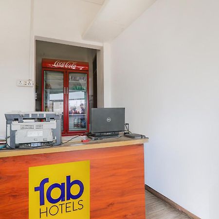 Fabexpress Shree Siya Raman - 500M From Shri Ram Janam Bhumi Hotel Ayodhya ภายนอก รูปภาพ