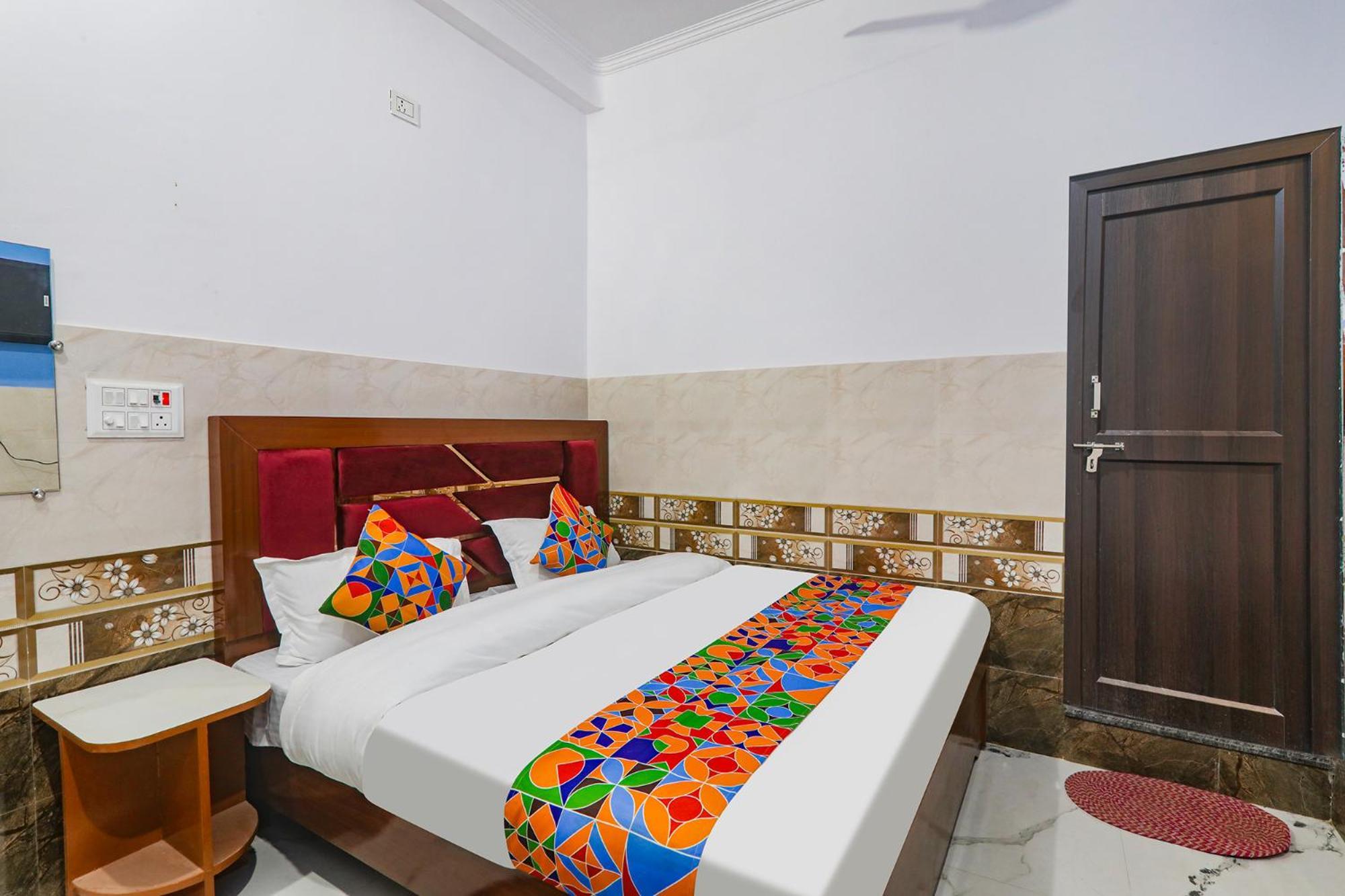 Fabexpress Shree Siya Raman - 500M From Shri Ram Janam Bhumi Hotel Ayodhya ภายนอก รูปภาพ