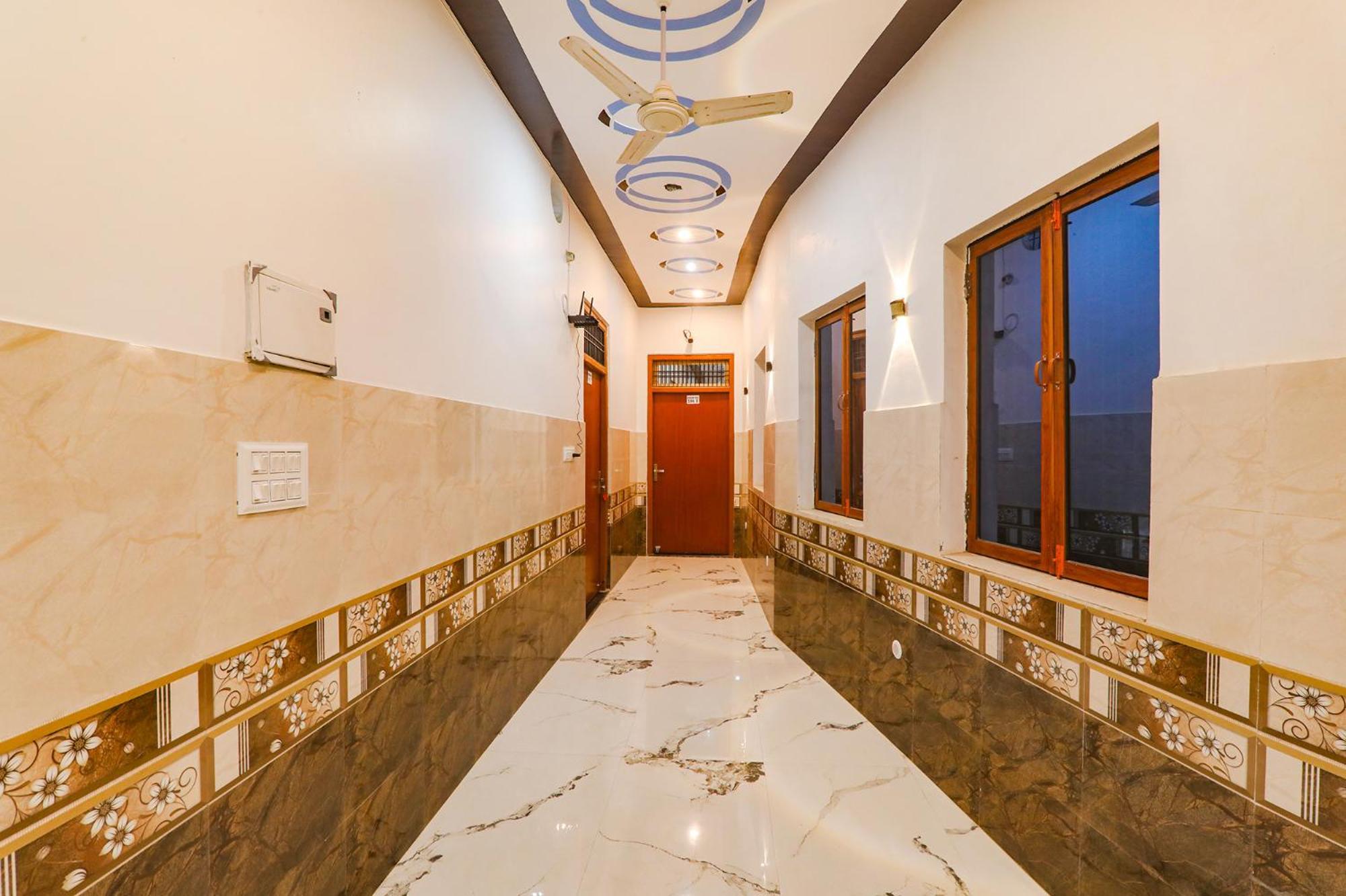 Fabexpress Shree Siya Raman - 500M From Shri Ram Janam Bhumi Hotel Ayodhya ภายนอก รูปภาพ