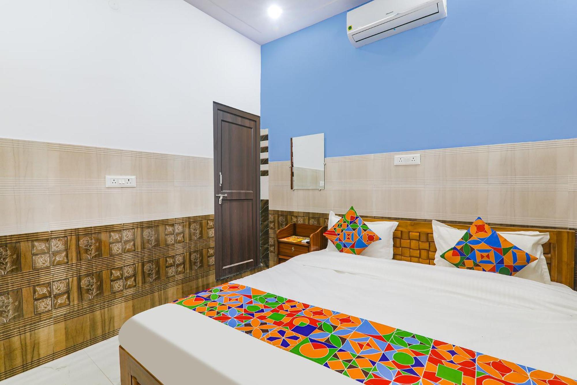 Fabexpress Shree Siya Raman - 500M From Shri Ram Janam Bhumi Hotel Ayodhya ภายนอก รูปภาพ