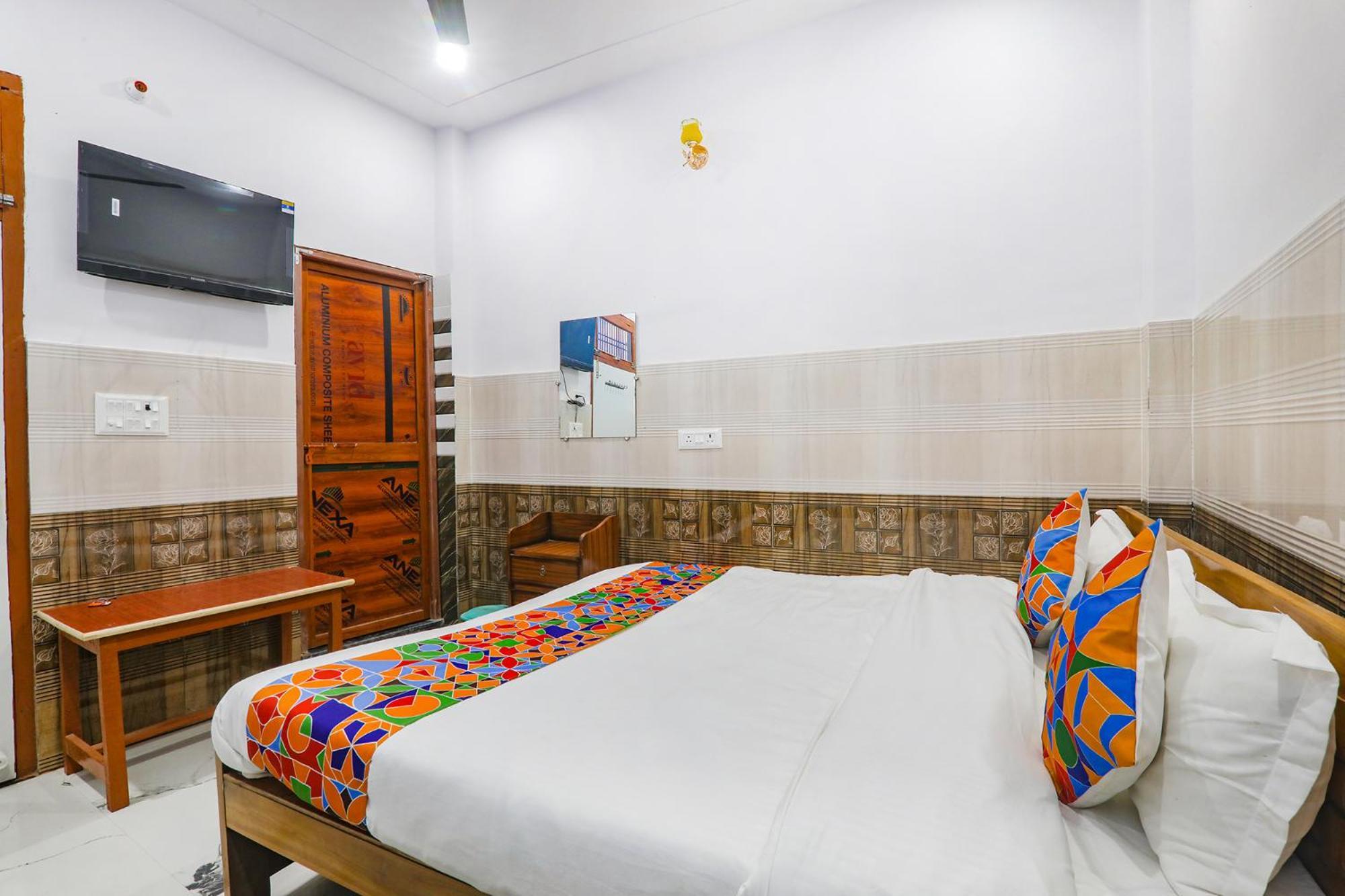 Fabexpress Shree Siya Raman - 500M From Shri Ram Janam Bhumi Hotel Ayodhya ภายนอก รูปภาพ